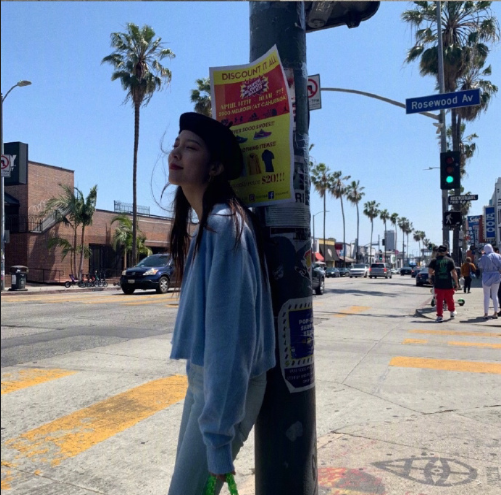 韩国美女图片 会穿又会拍的宋妍霏图片