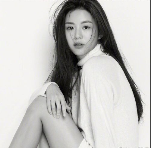 韩国美女明星高允真神仙硬照合集