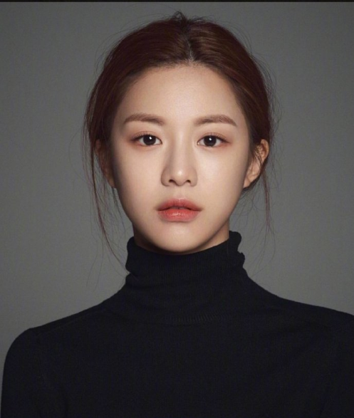 韩国美女明星高允真神仙硬照合集