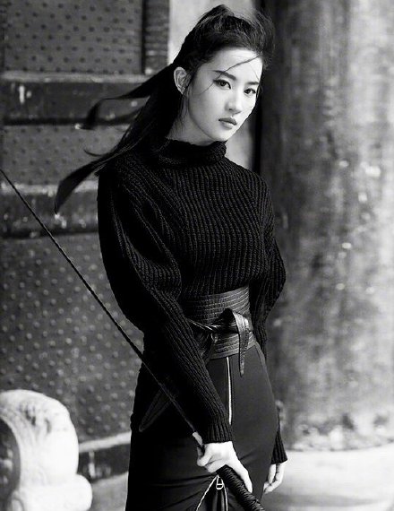 中国美女图片 内地女星刘亦菲成为Emporio Armani代