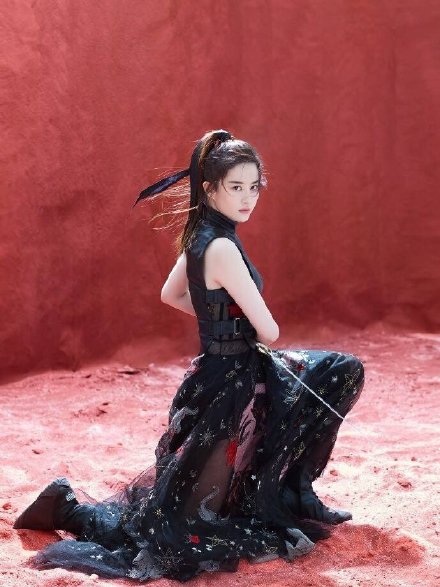 中国美女图片 内地女星刘亦菲成为Emporio Armani代
