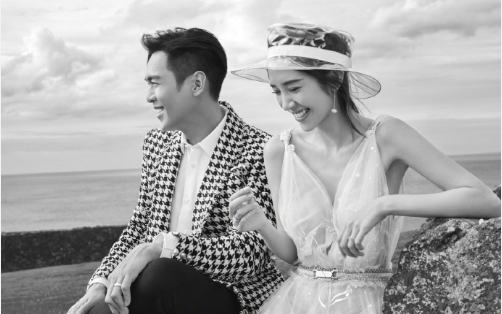 明星夫妻张若昀唐艺昕婚纱照图片