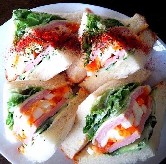 超满足的早餐美食三明治图片