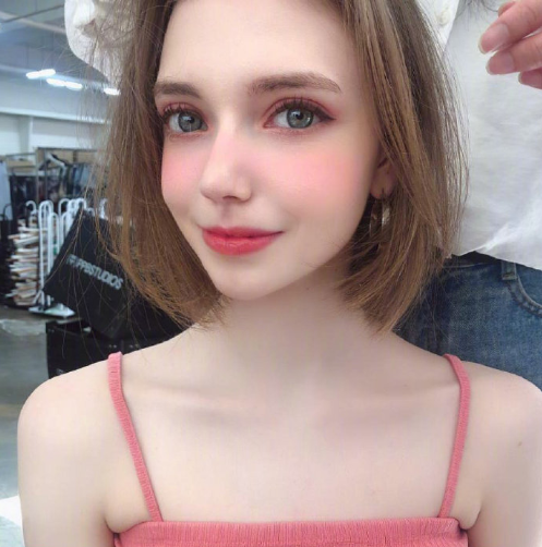 德国美女模特小昆凌Chloe图片 欧美美女图片