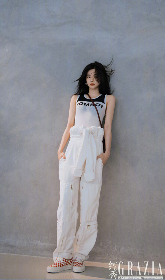 东申未来签约女演员李蔓瑄图片 中国美女图片