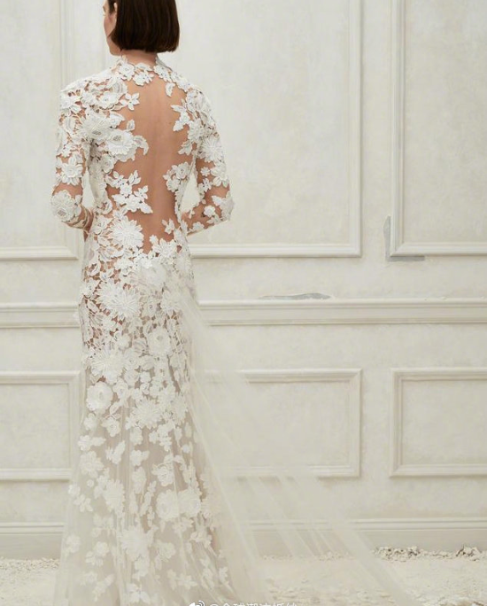 Oscar de la Renta2019秋冬婚纱图片