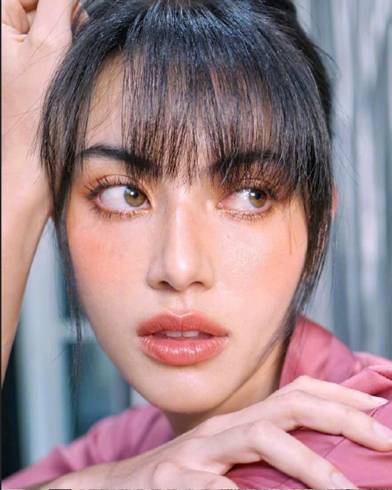 泰国美女图片 比利时混血美女Mai Davika图片