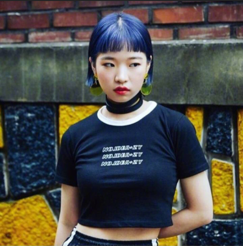 夏日美女显瘦短发发型图片