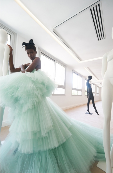 Giambattista Valli 2019礼服图片