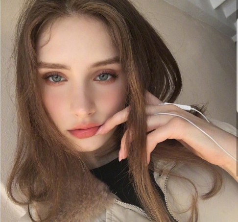 欧美美女图片 神仙颜值自拍照图片