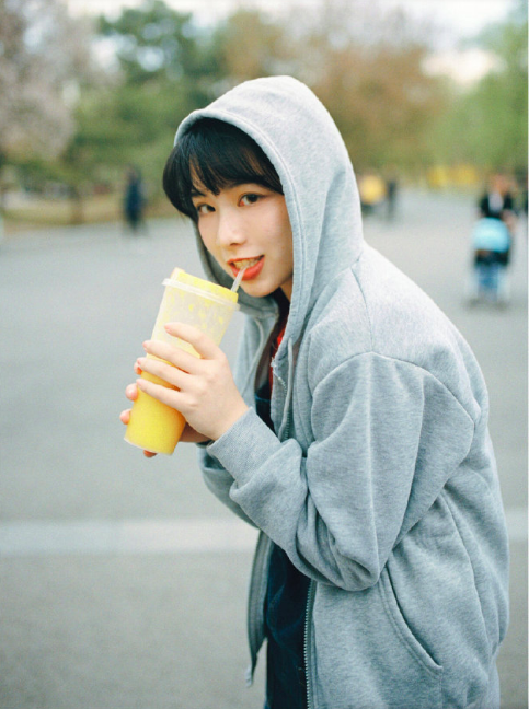 清纯美女炎炎夏日清凉写真图片