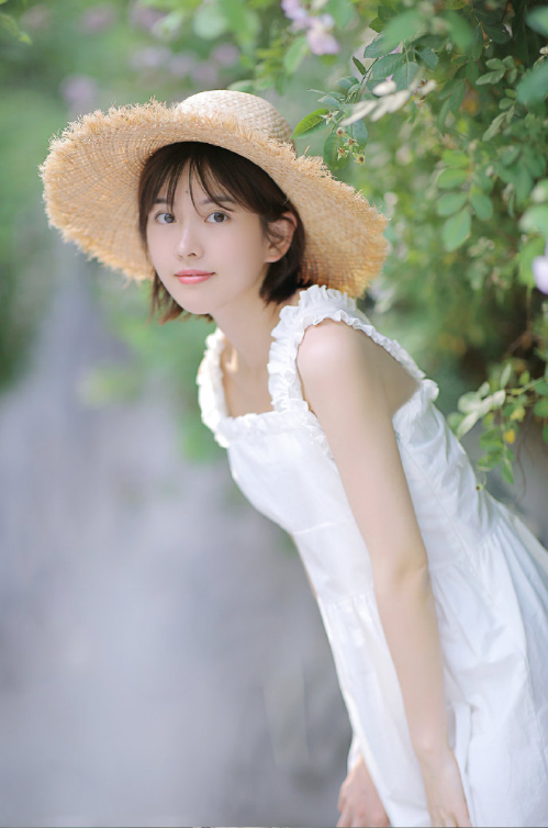 快乐女生钟恩淇田园写真图片