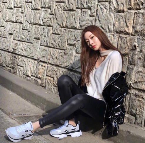 韩国美女图片 YG麻豆최유솔图片