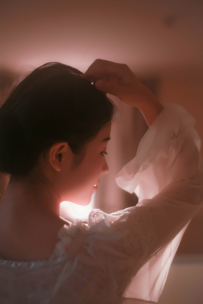清纯少女朦胧美图片 长发美女图片