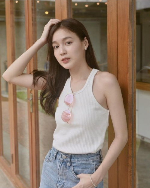 泰国美女图片 00后泰国女孩Loverrukk初恋脸图片