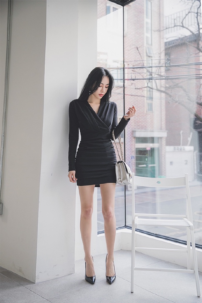 丝袜高跟美女图片 超短裙美女图片