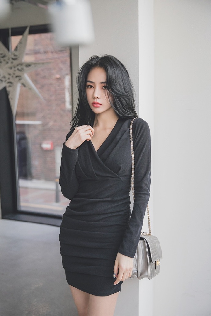 丝袜高跟美女图片 超短裙美女图片