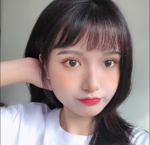 清纯校花美女图片 大眼萌妹子图片