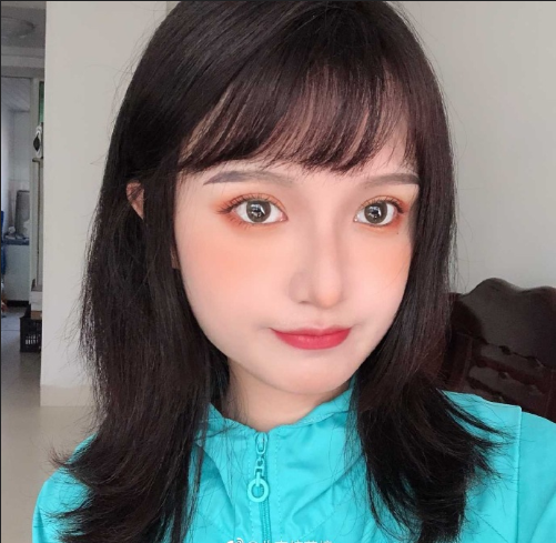 清纯校花美女图片 大眼萌妹子图片