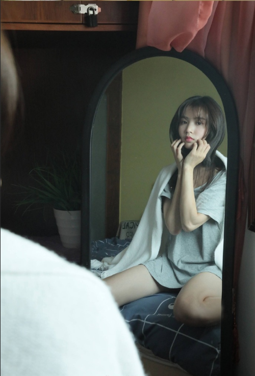 清纯美女图片 宅男女神唯美意境写真图片