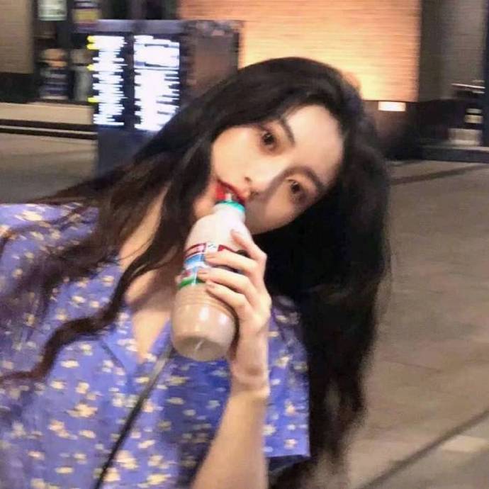 2019新版微信头像图片 微信头像女生简单大方图片