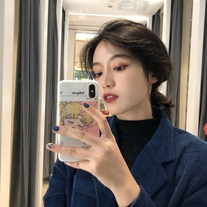 2019新版微信头像图片 微信头像女生简单大方图片