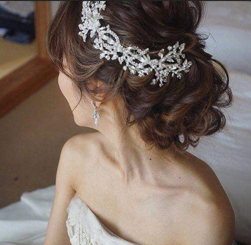 婚礼新娘发型图片 从头美到脚