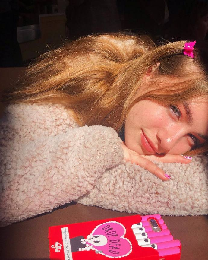 欧美美女图片 00后美女可爱图片