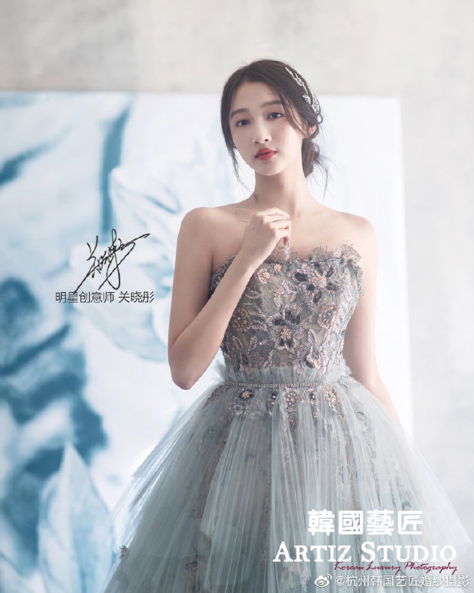 中国美女图片 女明星关晓彤婚纱图片