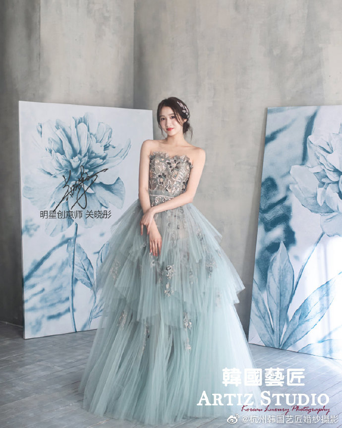 中国美女图片 女明星关晓彤婚纱图片