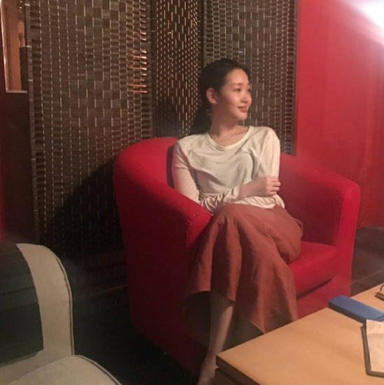 韩国美女图片 单眼皮女生金高银私服图片