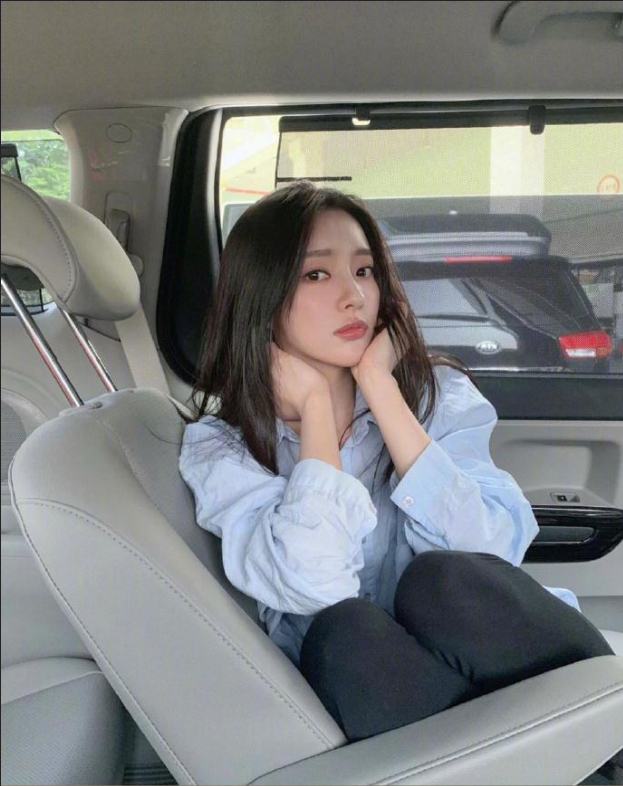 韩国美女图片 女艺人洪智允图片