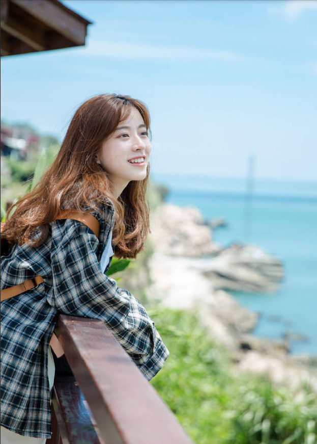 清纯美女海岛唯美写真图片