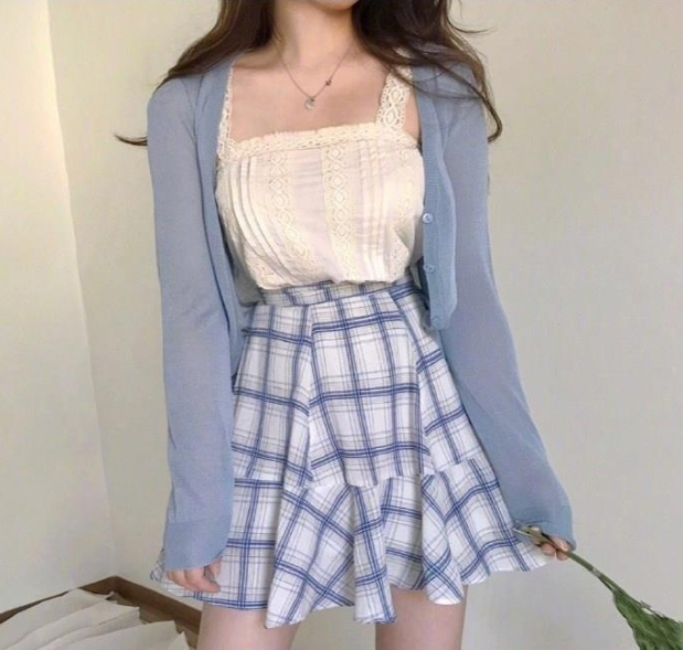 小性感女人味穿搭图片