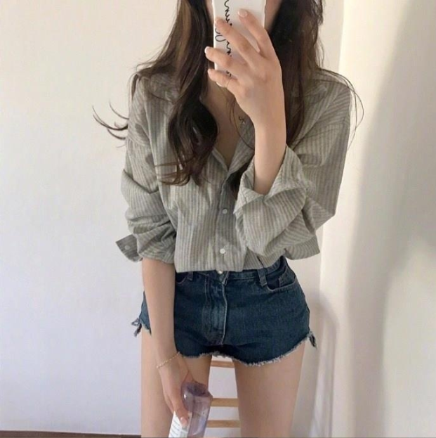 小性感女人味穿搭图片