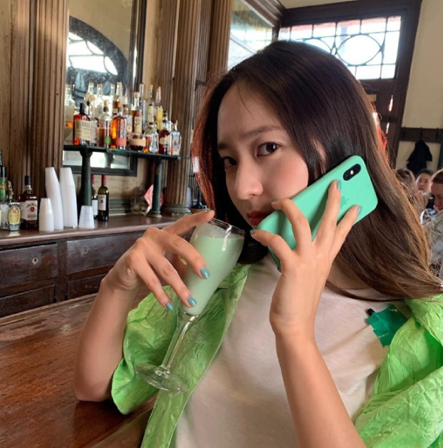 亚洲美女图片 韩国美女明星郑秀晶私服图片
