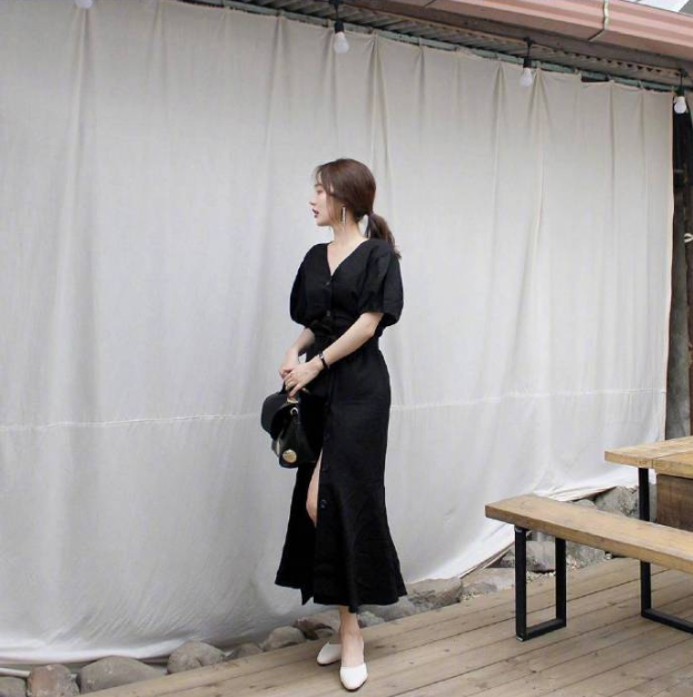 夏季穿搭裙子美女图片