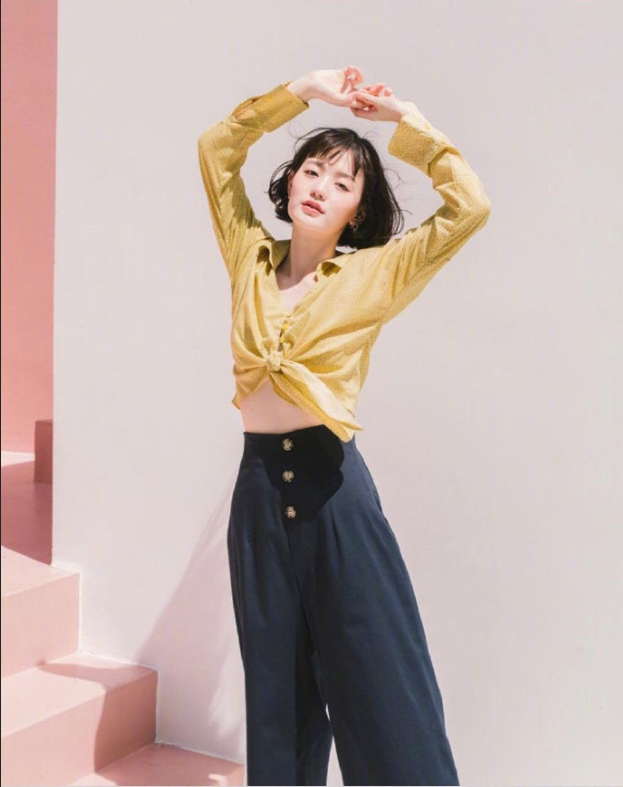 泰国美女图片 泰国女孩meiinpsn​复古文艺穿搭图