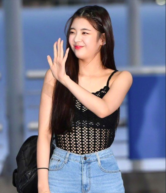 韩国美女图片 韩国女子团体ITZY机场图片