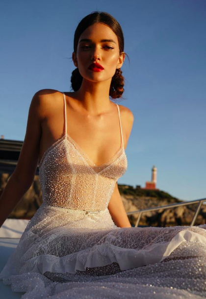 Inbal Dror性感婚纱图片