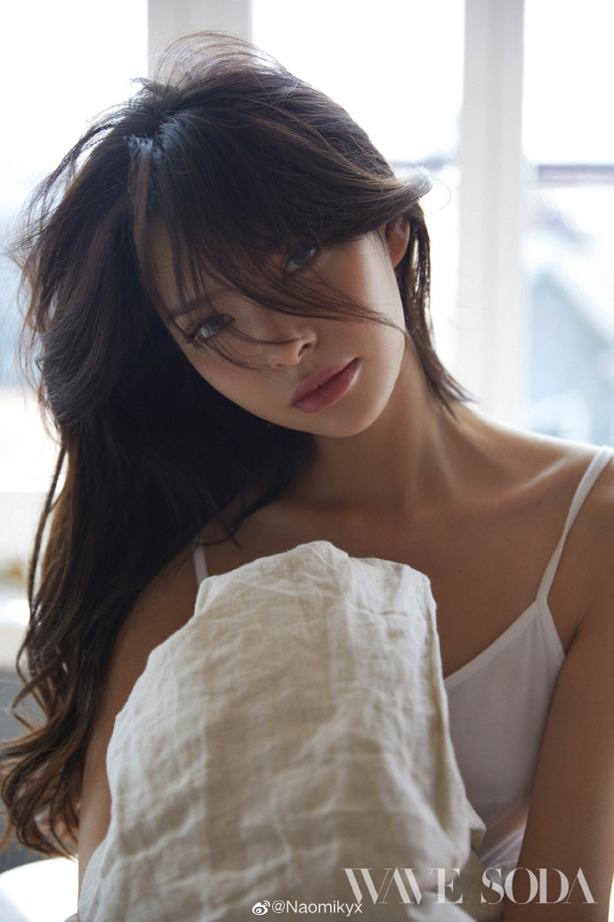 香港美女图片 模特Naomi x wavesoda男友视角写真图片