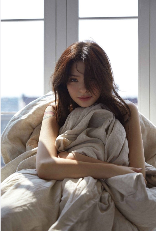 香港美女图片 模特Naomi x wavesoda男友视角写真图片