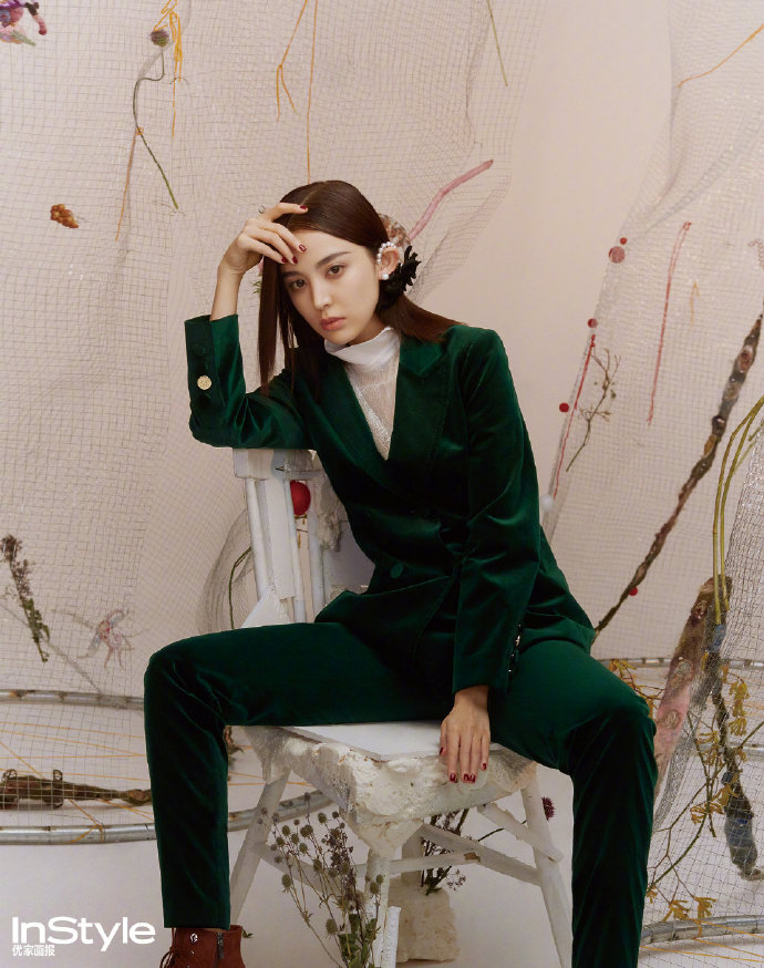 新疆美女图片 中国女星古力娜扎 X《Instyle优家画