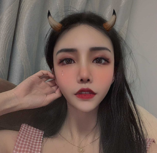 网络美女图片 可爱的网红美女自拍照图片