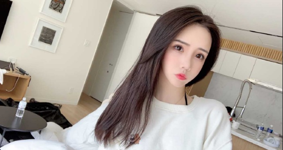 网络美女图片 可爱的网红美女自拍照图片