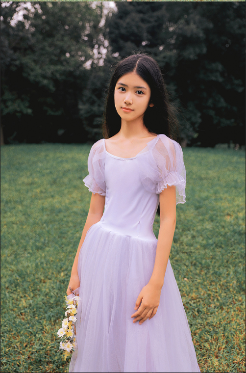 清纯美女赵蕴卓公主裙写真图片