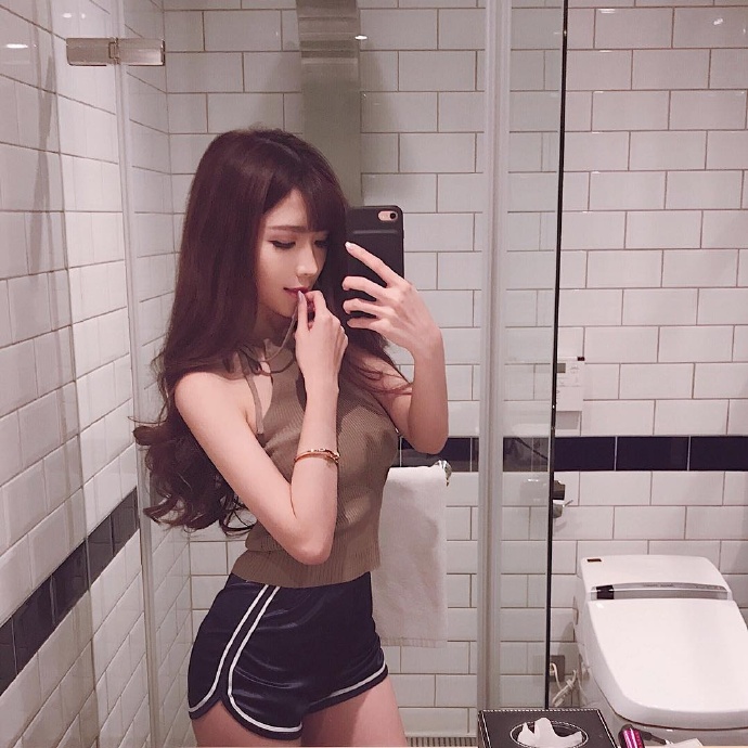 看美女图片 网络美女自拍照图片