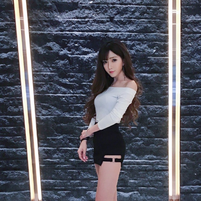 看美女图片 网络美女自拍照图片