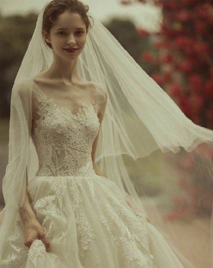 超美的唯美婚纱图片 欧美美女图片