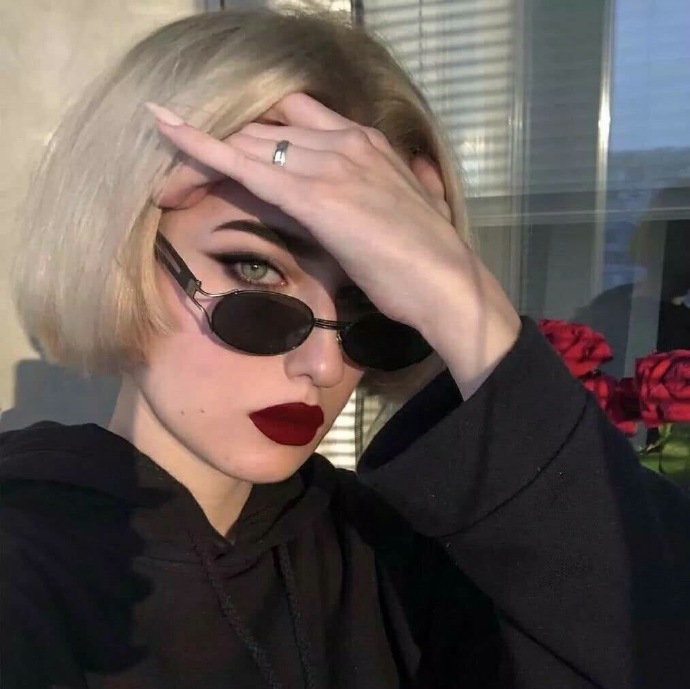 欧美头像女生图片 欧美女生霸气拽头像图片
